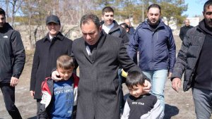 Kars'ta vatandaşlardan Senger'e tam destek