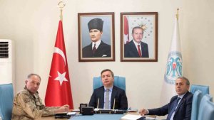 Vali Aydoğdu VKS üzerinden seçim güvenliği toplantısına katıldı