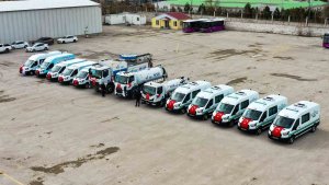 Vali Balcı, yeni alınan araçları inceledi