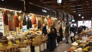 Tarihi Kapalı Çarşı'da Ramazan bereketi