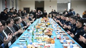 POMEM öğrencileriyle iftarda buluştular