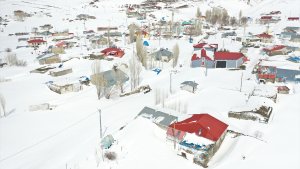 Ağrı'nın kırsal köylerinde baharda "kara kış" yaşanıyor