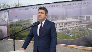 Sağlık Bakan Yardımcısı Kırbıyık, Iğdır Şehir Hastanesi inşaat alanında incelemede bulundu