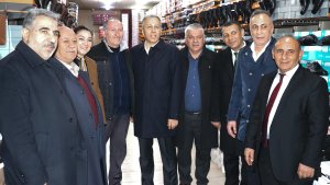 İçişleri Bakanı Yerlikaya, Ağrı'da esnafı ziyaret etti