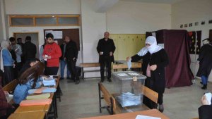 Bulanık'ta 16 bin 578 seçmen sandık başına gitti