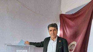 Elazığ'da 173 seçmenli köy muhtarı seçim bitmeden kazandığını ilan etti
