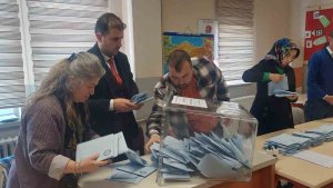 Erzurum'da oy sayım işlemi başladı