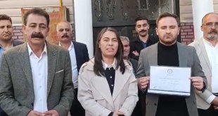 Ağrı Belediye Başkanlığına Seçilen Hazal Aras, Mazbatasını Aldı
