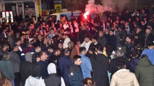 Ahlat'ta Cumhur İttifakı'ndan seçim kutlaması