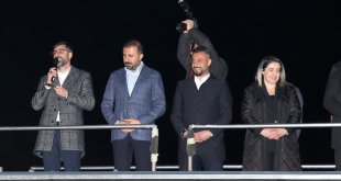 Bitlis Belediye Başkanı Nesrullah Tanğlay, vatandaşlara hitap etti: