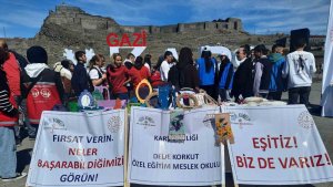 Kars'ta Otizm Günü etkinliği