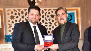 Ahlat Belediyesinde devir teslim yapıldı