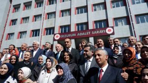 Başkanlar mazbatalarını aldı