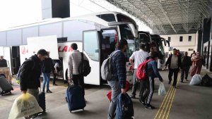 Elazığ otogarında bayram yoğunluğu