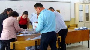 Refahiye İl Genel Meclis oy pusulaları yeniden sayılmaya başladı