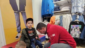 Kızılay Ağrı şubesi çocuklara bayram heyecanı yaşattı