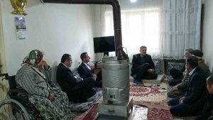 Vali Çelik, şehit ailelerini ziyaret etti