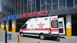 Erzincan'da 2 ayrı trafik kazasında 7 kişi yaralandı