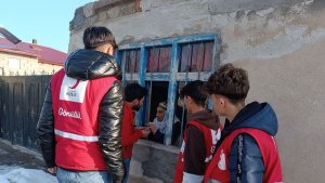 Kızılay Ramazan'da Ağrı'da ihtiyaç sahiplerinin yanında oldu