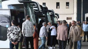 Tatil dönüşü Elazığ otogarında yoğunluk