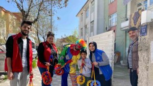 Elazığ Gençlik Merkezi, çocukların yüzünü güldürdü