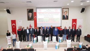 Muş'ta 80 çiftçiye kuru fasulye ve nohut tohumu dağıtıldı