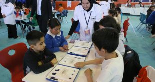 Karslı öğrenciler 1. Akıl ve Zeka Oyunları Turnuvası'nda hünerlerini sergiledi