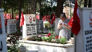 Engelsiz Yaşam Merkezi Öğrencilerinden şehitlik ziyareti