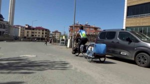 Tayvanlı bisikletçi Jacky Chen, İsrail-İran gerilimine rağmen dünya turundan vazgeçmedi