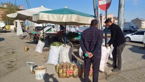 Malazgirtli vatandaşlar şifalı bitkileri satarak geçimlerini sağlıyor