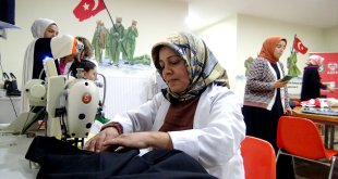 Kars'ta Aile Destek Merkezi kadınlara meslek edinme ve gelir imkanı sunuyor