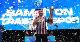 Türk Telekom eSüper Lig'de Büyük Final, dev heyecana sahne oldu