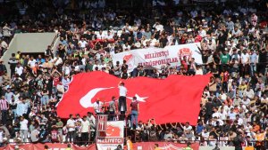 Elazığspor seyirci rekorunu kırdı