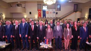 Elazığ'da 'Kadın ve genç istihdamın desteklenmesi' konferansının kapanışı gerçekleşti