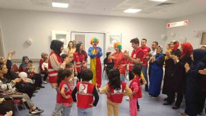 Yeşilyurt Kızılay Şubesi, Küçük misafirlere moral oldu