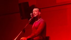 Hilton'da Cem Adrian konseri