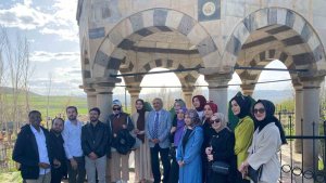 Ders sadece sınıfta değil sahada da yapılır