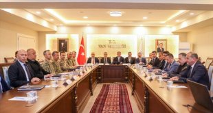 Van'da düzensiz göçle mücadele koordinasyon toplantısı yapıldı