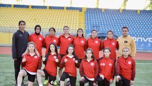 Önyargılara meydan okuyan Ağrı'nın tek kadın futbol takımı zirveye yükseliyor