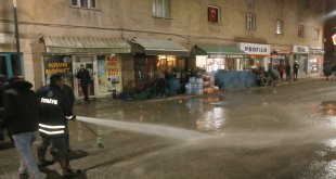 Diyadin'de caddeler tazyikli su ile yıkandı