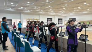 Havalı Silahlar Bölgesel Egemenlik Kupası müsabakaları Erzincan'da düzenlendi