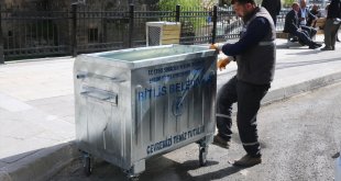 Bitlis'te çöp konteynerleri yenilendi