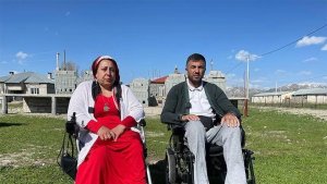 Engelli çift, inşaatını bitiremedikleri evleri için destek bekliyor