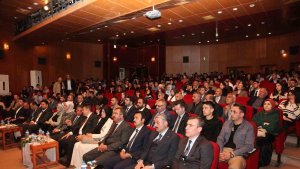 Ahlat'ta 'Tarihe Damga Vuranlar Haluk Dursun' anma programı düzenlendi