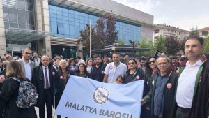 Baro Başkanı Demez, depremzede avukatların taleplerini iletti