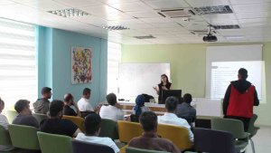 Erciş'te sağlıklı beslenme eğitim semineri verildi