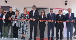 Malatya'da Çocuklar Gülsün Diye Derneği öncülüğünde yaptırılan anaokulu açıldı