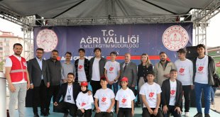 Ağrı'da Bilim Şenliği coşkuyla tamamlandı