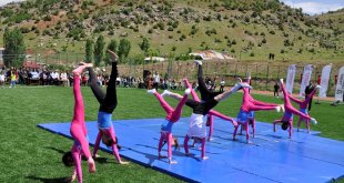 Van ve çevre illerde 19 Mayıs Atatürk'ü Anma, Gençlik ve Spor Bayramı kutlandı