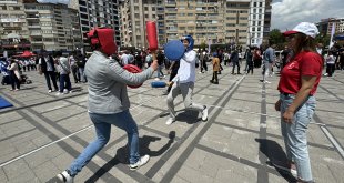 Elazığ, Siirt ve Bingöl'de 19 Mayıs Atatürk'ü Anma, Gençlik ve Spor Bayramı kutlandı